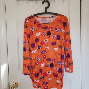 NWOT Long Top Pattern